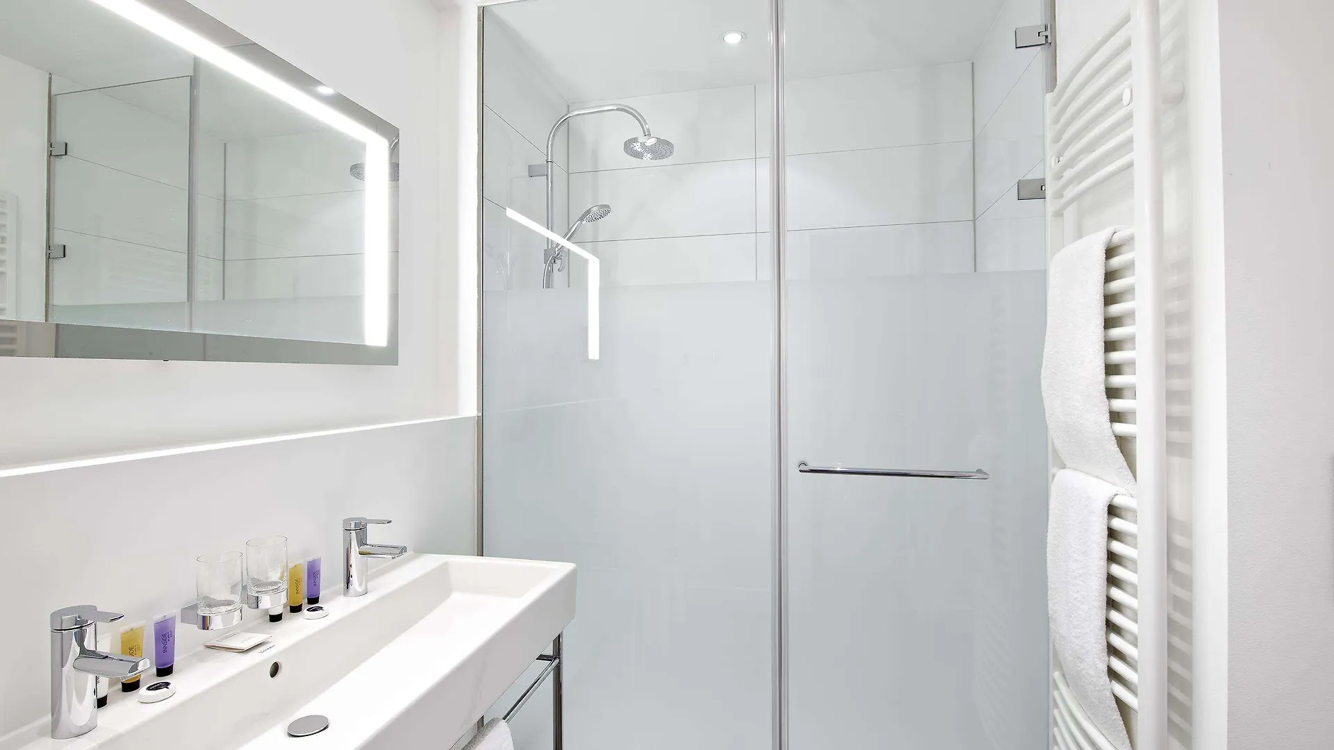 **** Hotel Innside By Melia Duesseldorf Hafen Germany